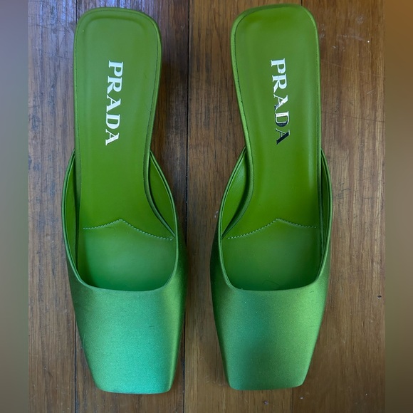 Prada Shoes - PRADA SABOT 35 MID HEEL SQUARE TOE MULE SATIN RUNWAY SPRING 2024